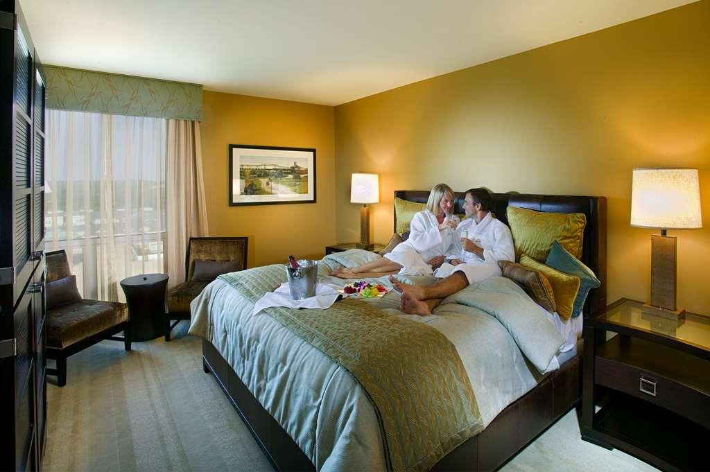 Heldrich Hotel And Conference Center New Brunswick Habitación foto